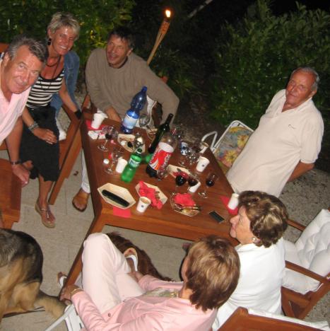 Party 254b.jpg   38kb   26.03.2021 22:26:05